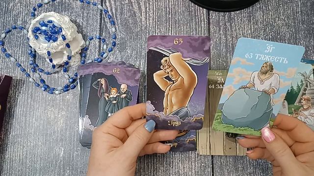батл🤼-оракул Полнолуния🌝 против таро Солнца🌞 обзор сравнение+расклад на ситуацию для 2-х колод🃏