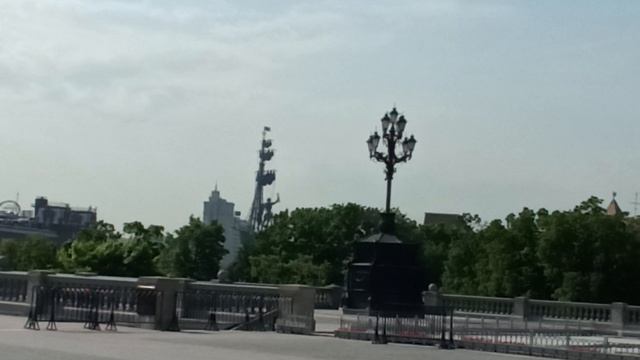 У храма Христа Спасителя на Вознесение. 21.05.26