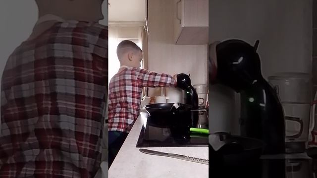 как делать кофе в кофе машинке