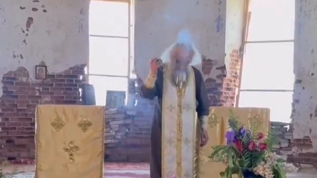 Молебен в храме села Никольская Карланга