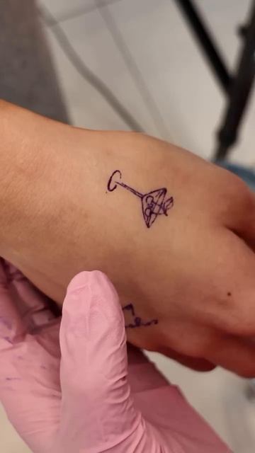 Та самая улыбка после новой тату💗