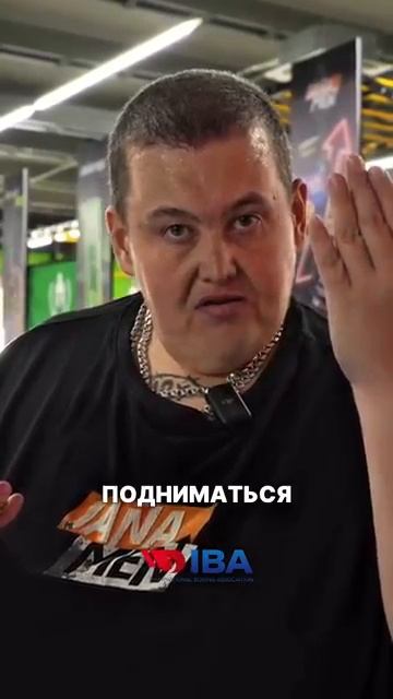 Сколько не пьет уже Гриша ни алкоголя ни сигарет