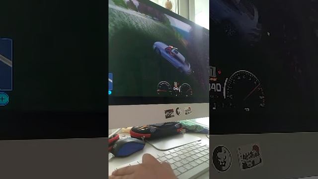 я играю