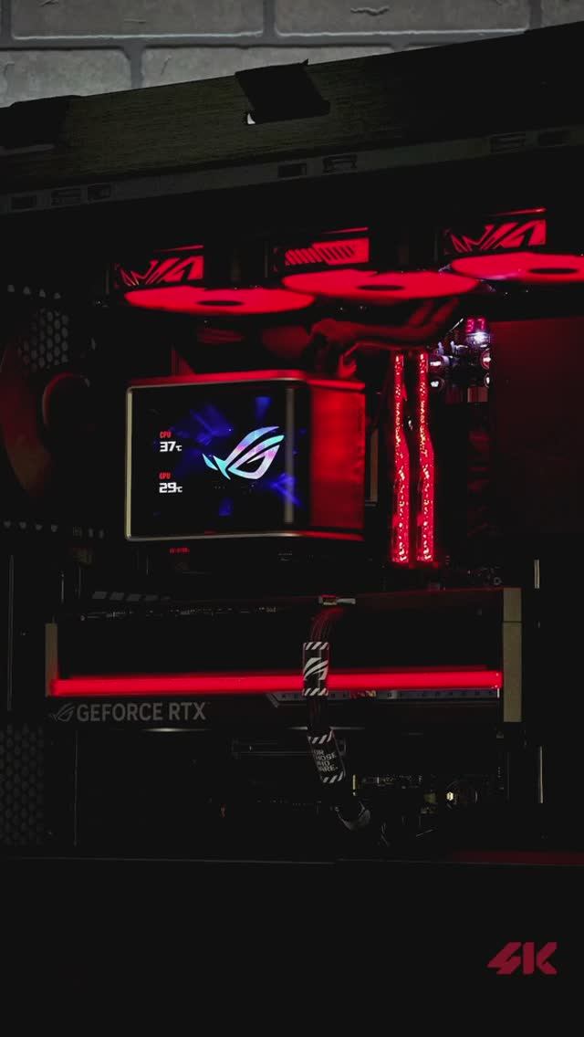 Так выглядит ПК фаната ASUS ROG😎