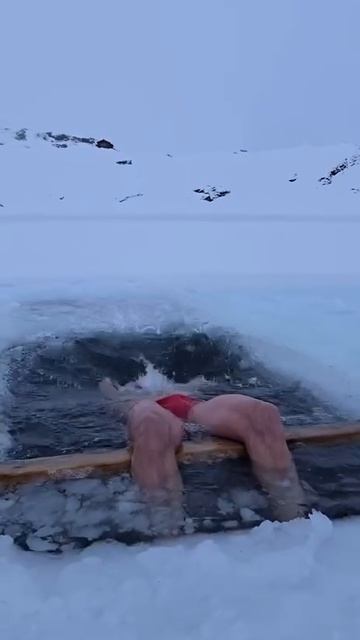 Ледяной человек🧊 Будьте сильными💪