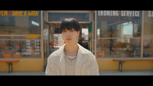 Айгор- Привет.Автор песни Айгор( на видео BTS).