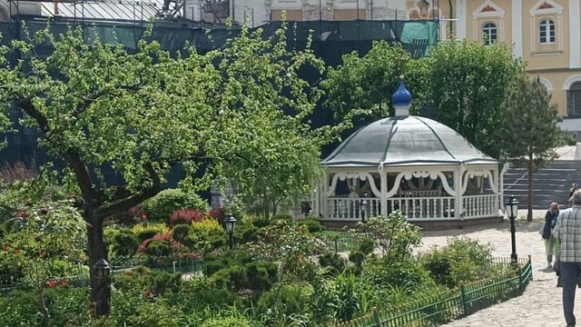 В Псково-Печерском монастыре. 24.05.26