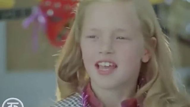 Песня «Песенка о снежинке» («Пока часы двенадцать бьют») из телефильма «Чародеи» (1982)