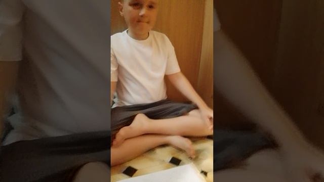 призываем Чарли с братом