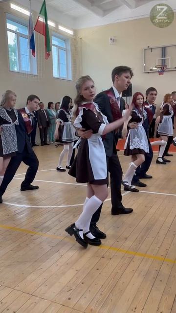 Последний звонок в Тетюшской средней школе 2