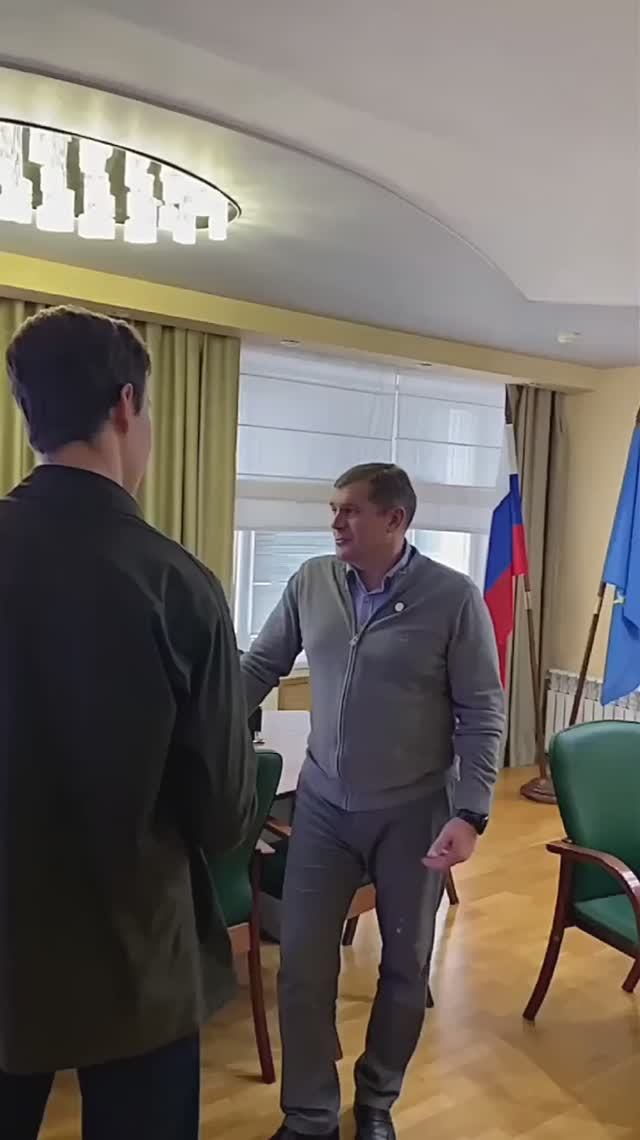 Какой телеканал чаще всего смотрит ректор АГУ
