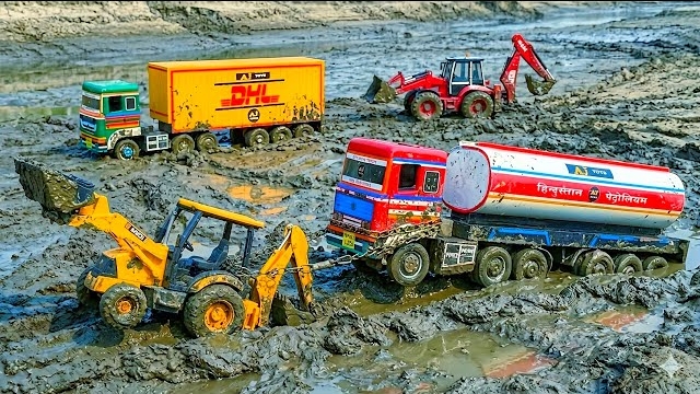 Новый бензиновый самосвал BharatBenz Разбился в грязи, вытаскивая Jcb 3dx? Мультфильм о тракторе