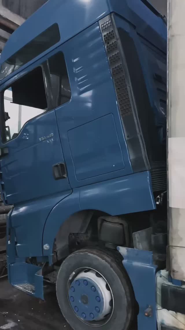 MAN TGA на ремонте КПП ZF 16S181 и замене сцепления