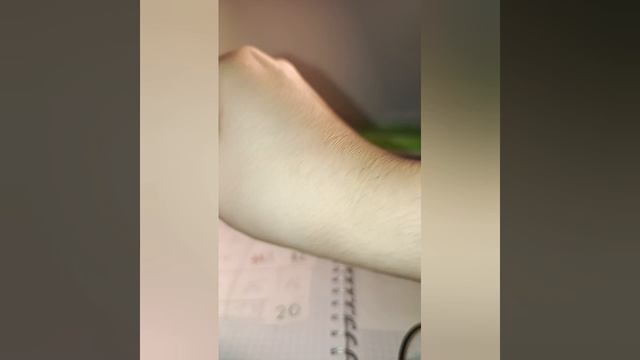 распаковка бумажных сюрпризов
