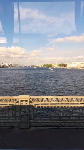 НЕВА...НЕВА - Перевёрнутое небо 😍