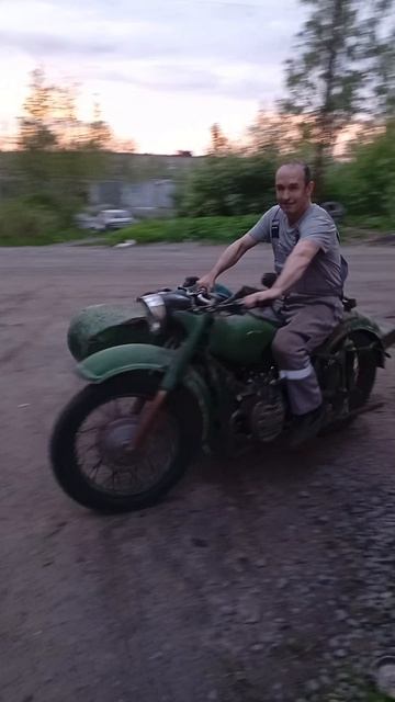 К 750 , оживает.