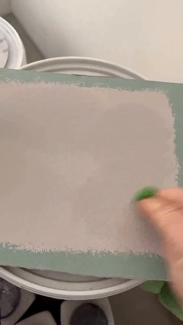 В целом, полезный совет по поводу правильного подбора красок

Есть только нюанс, что у некоторых кра