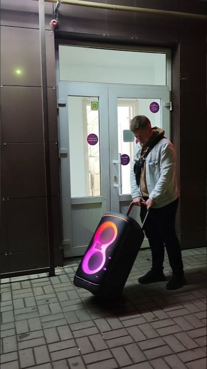 Распаковал JBL PARTYBOX 520 с Вайлдберриз. Это было больно.. #jbl #2026 #wb #wildberries #shorts
