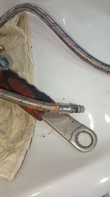 смеситель сломался вторая часть