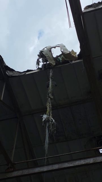 Последствия прилета по Харьковскому авиазаводу, точная дата съемки неизвестна !!!