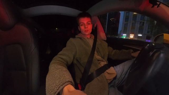 ОБЫЧНЫЙ ДЕНЬ ТАКСИСТА НА ЭЛЕКТРОМОБИЛЕ В МОСКВЕ