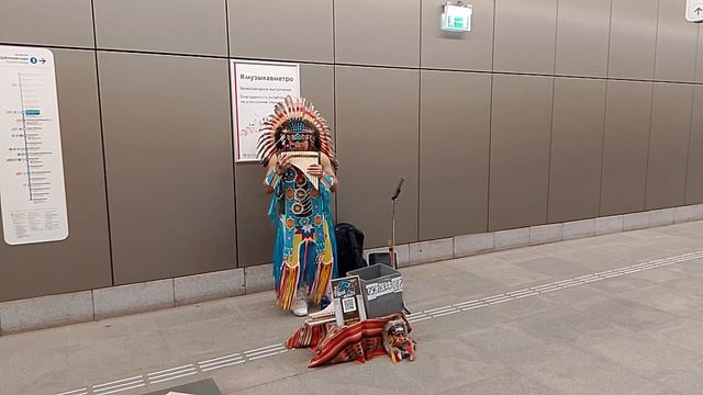 Необычная музыка в метро