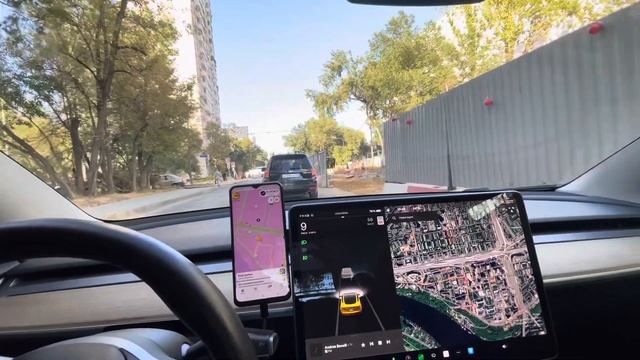 Почему водители такси не возят с напитками? Таксую на Тесле #tesla #таксивмоскве #taxi