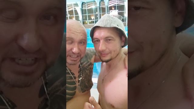 30.05.2026г Потренировался с Ромой в зале с 22  до 23  часов Затем пошли плавать в бассейне. Якудза