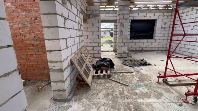 Недостроенный дом на участке ИЖС 15 соток | Электричество + вода | 10 минут до города