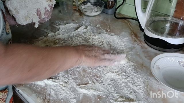 Прогулка по моему дворику.Планы на 8 дней отпуска.Чебуреки,мой секретный рецепт.😁👍