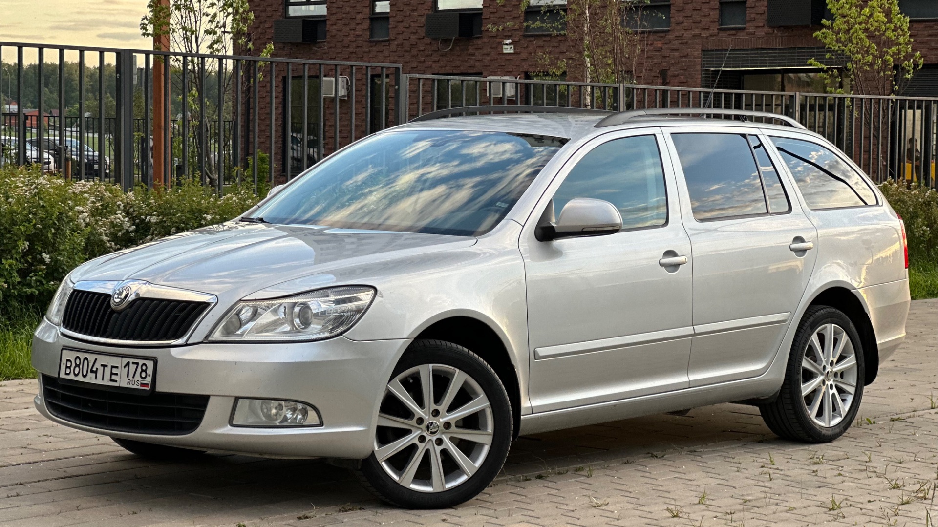 Обзор Skoda Octavia 2010