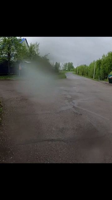 «Когда кроссовки тонут»