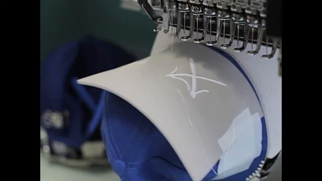 Wearhead Making Of Needles Logo On Snapback / Вышивка на кепках