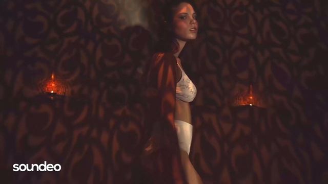 Tuense - Under The Skin.mp4