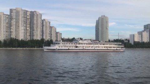 т/х БОРОДИНО отправляется в рейс с ЮРВ