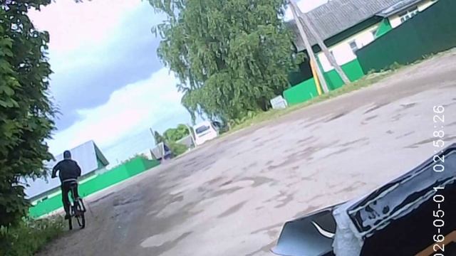КАТАЕМСЯ НА ВЕЛОСИПЕДЕ!