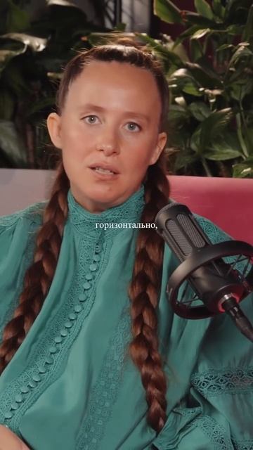 Откуда взялись не анатомичные роды на кушетке? 🤰  @samarina.maria сравнивает рожающую женщину