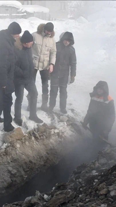 Полпред и депутаты потребовали от губернатора Иркутской области спасать ЖКХ до зимы