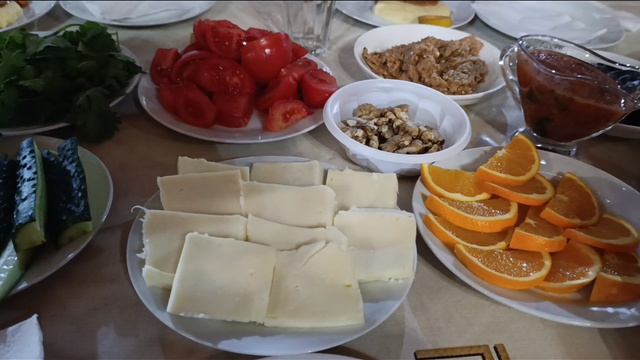 Абхазское застолье в селе Дурипш 08 мая 2026 г. у Руслана Кокоскерия. Начало застолья.