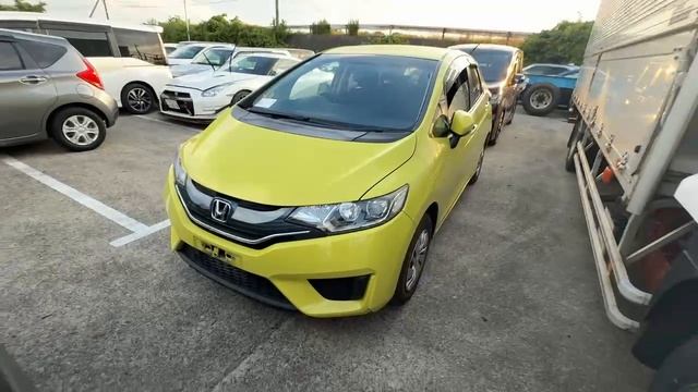 Honda Fit прибыл на ярд в Японии 🇯🇵 и ожидает отправки во Владивосток 🛳