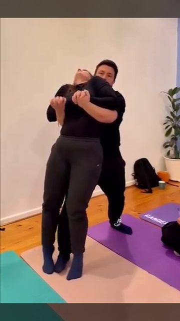 2_5332445920845911616.mp4