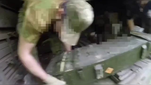 Сержант Якудза на СВО три года назад. 71 Гвардейский Полк
2.06.2023г. Запорожский фронт. Работа Арты