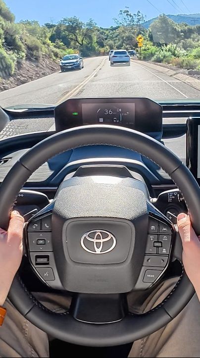 2026 Toyota C-HR - ТЕСТ ДРАЙВ ОТ ПЕРВОГО ЛИЦА