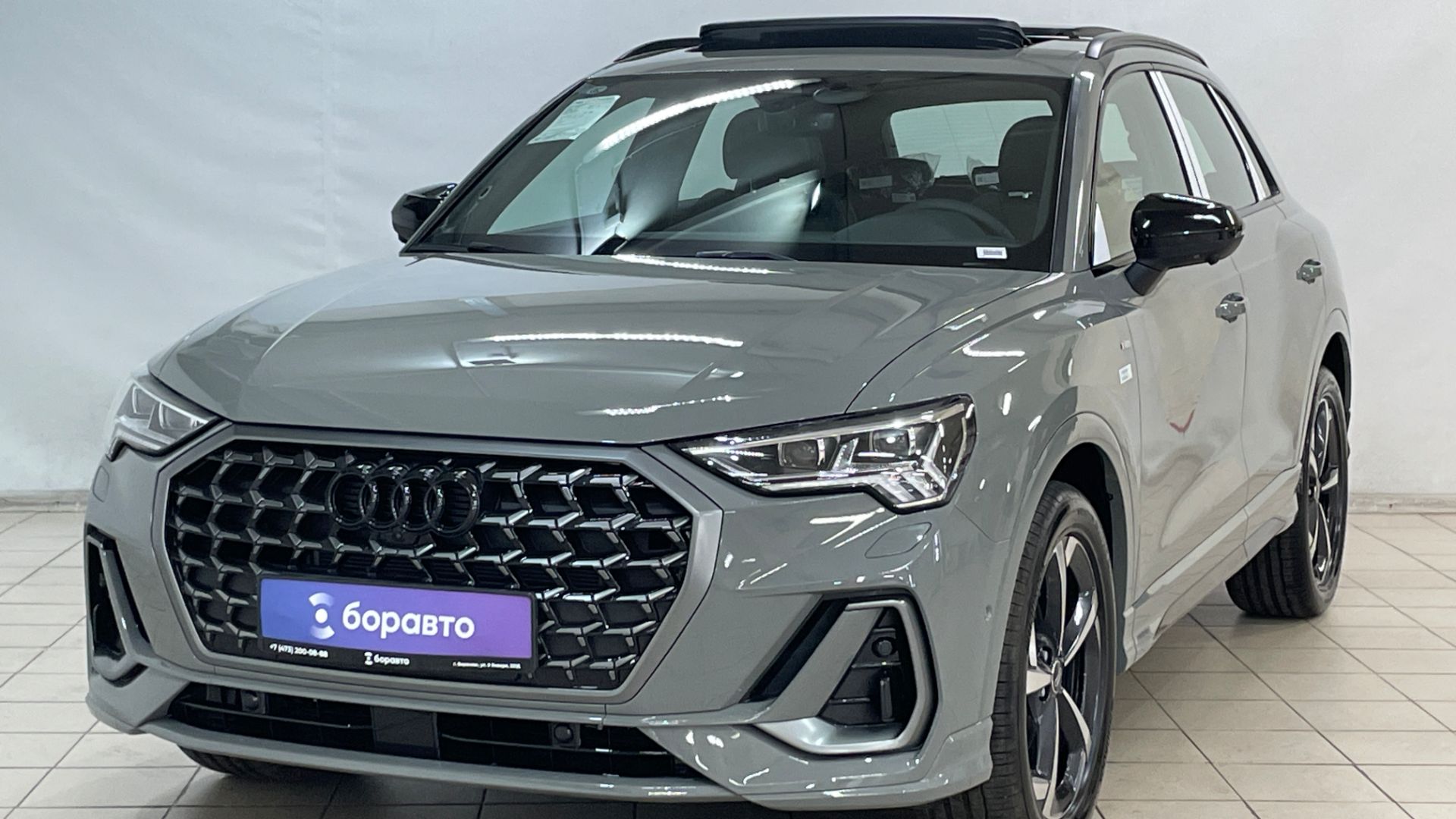 AUDI Q3