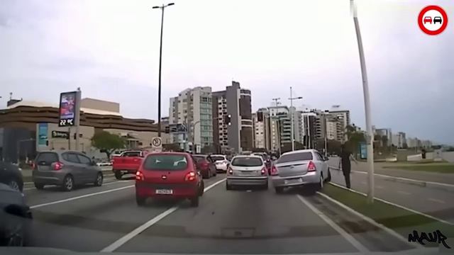 Мгновенная Карма в Действии.