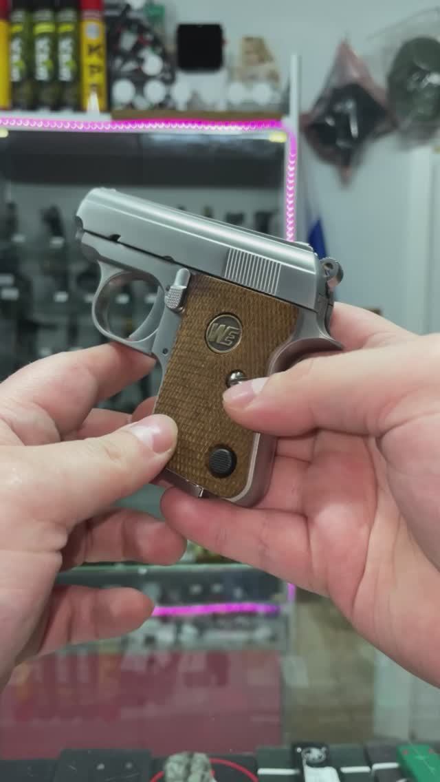 Страйкбольный пистолет WE Сolt .25 Silver