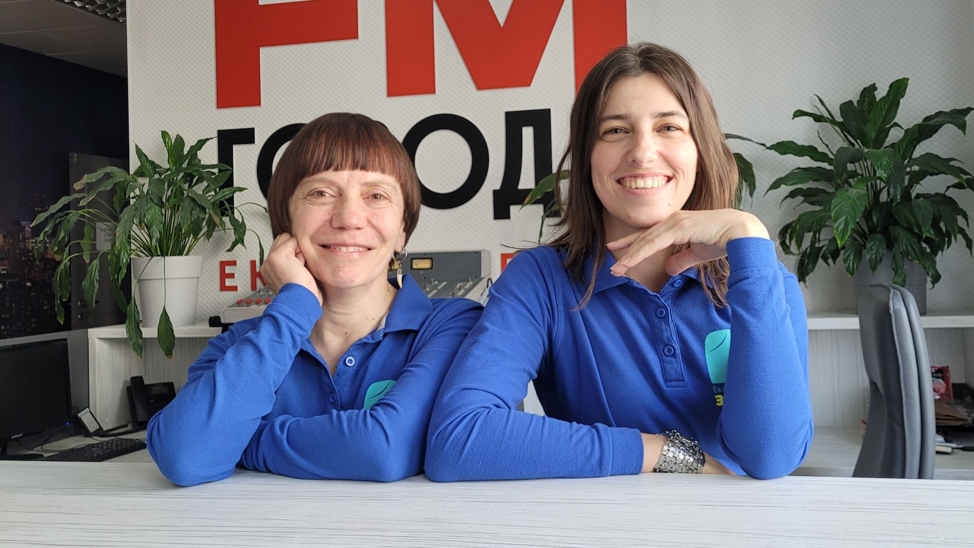 «Посмотрите на яйца крокодила и не кормите Дашу!»