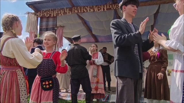 ЦТРК Нерехта: Рекрутские частушки, “Светит месяц” и зажигательный краковяк»