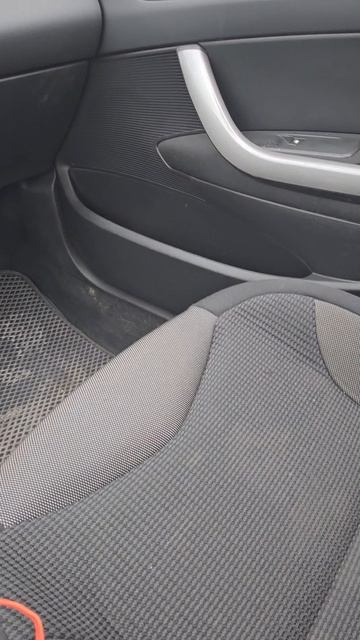 Peugeot308 бежевый