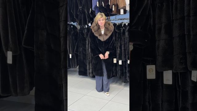 ‼️Новая коллекция шуб из аукционной норки SAGA И NAFA  с отделкой рыси, соболя и куницы 225000р‼️